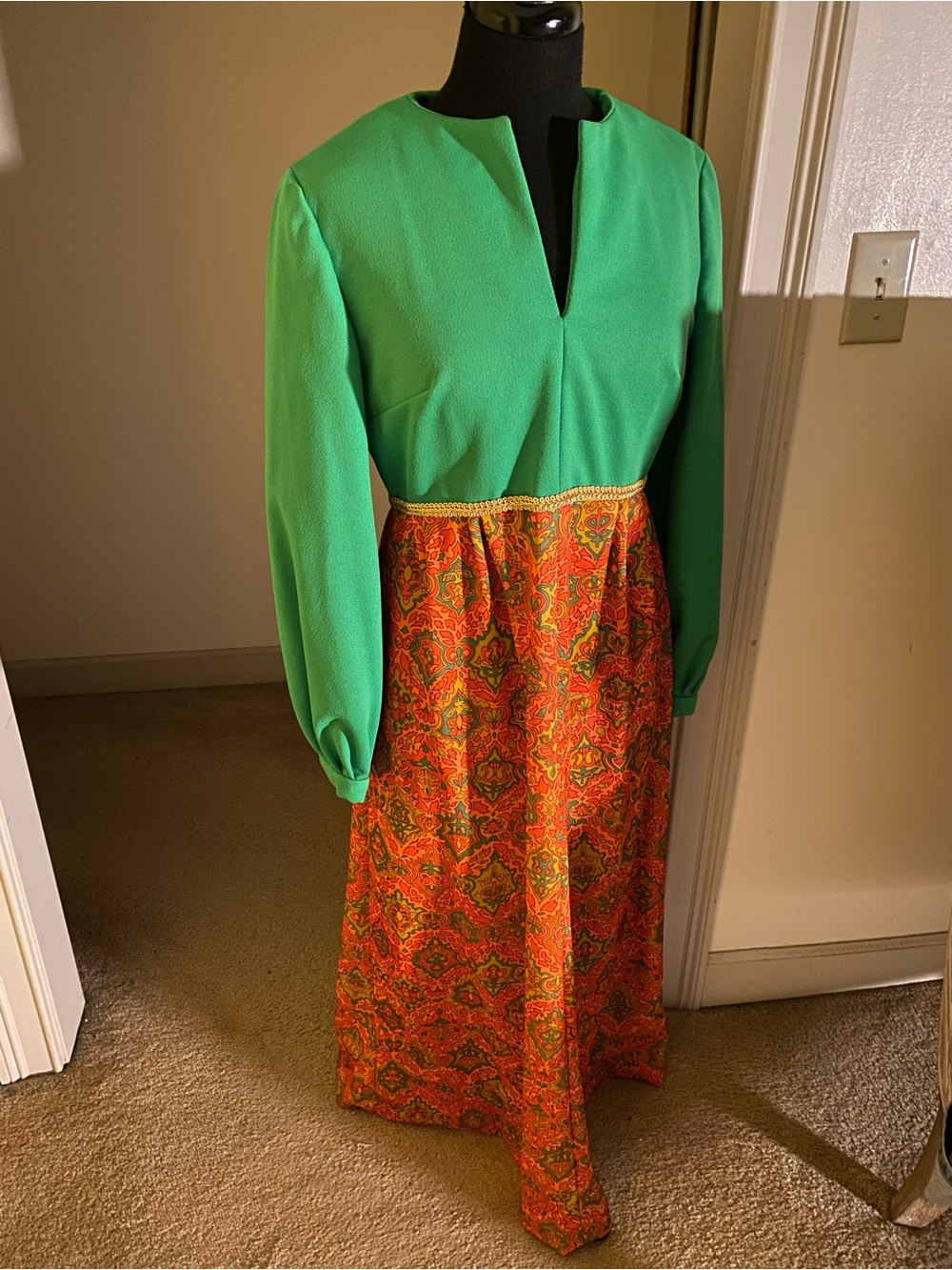 Vintage, retro, paisley print dress..